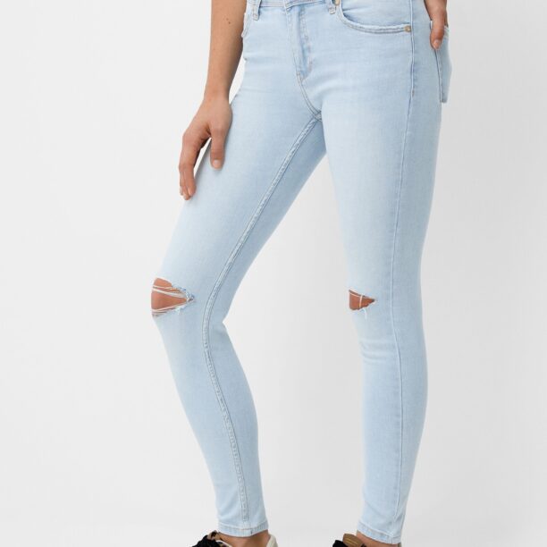 Bershka Jeans  albastru deschis