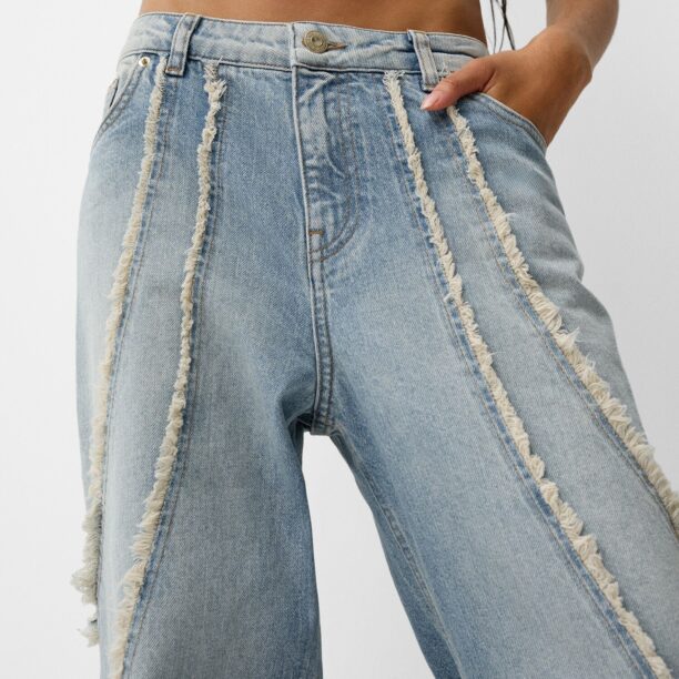 Original Bershka Jeans  crem / albastru deschis