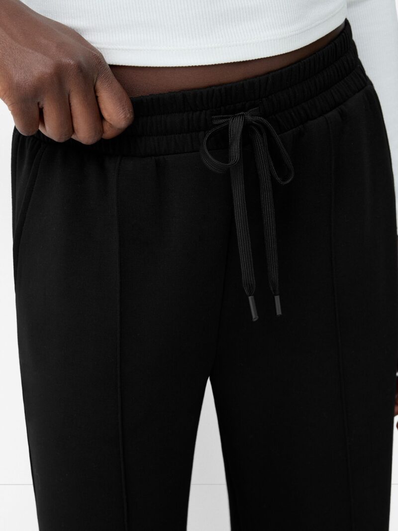 Original Bershka Pantaloni cutați  negru