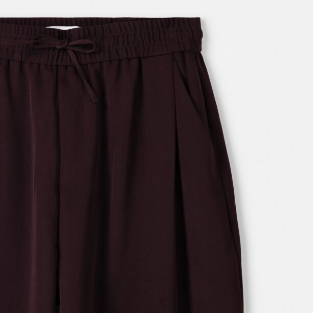 Bershka Pantaloni cutați  roșu burgundy preţ