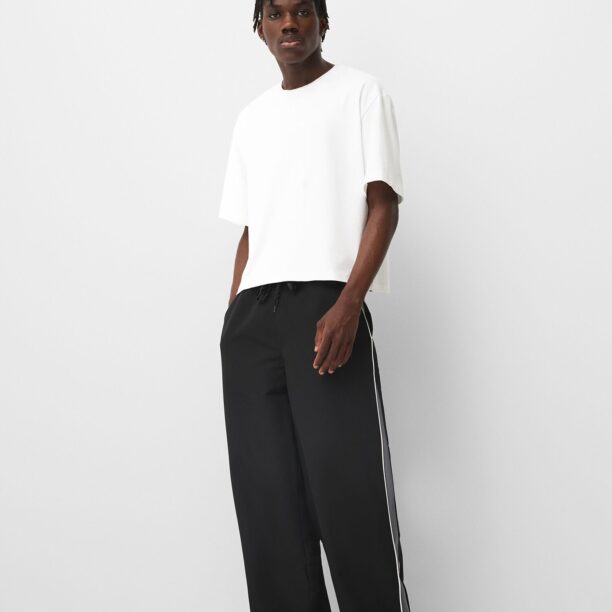 Bershka Pantaloni  gri / negru / alb