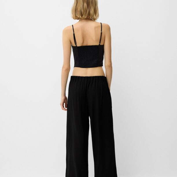 Bershka Pantaloni  negru preţ