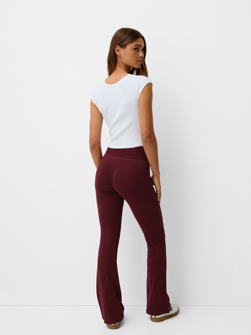 Bershka Pantaloni  roșu merlot preţ