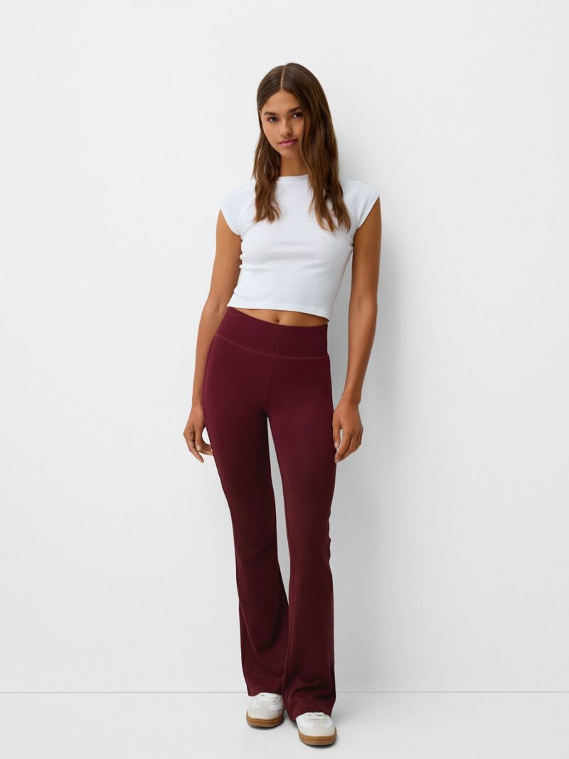 Cumpăra Bershka Pantaloni  roșu merlot