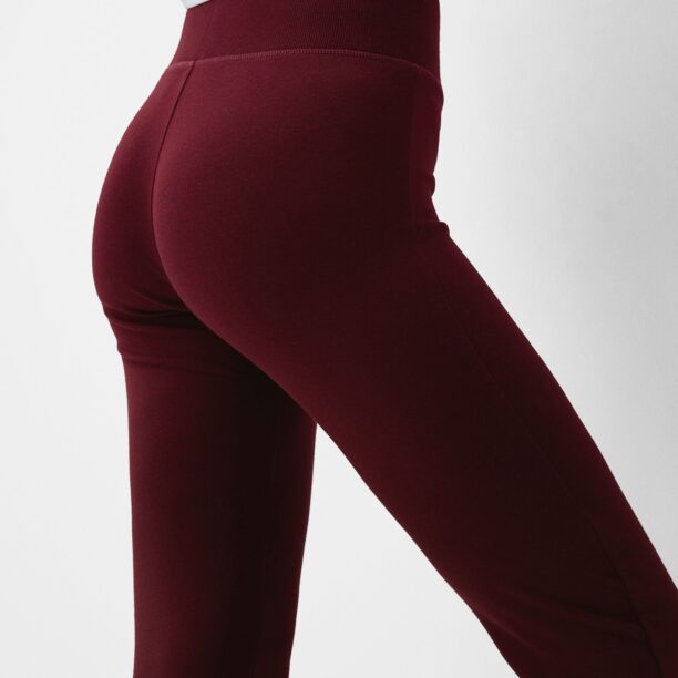 Preţ Bershka Pantaloni  roșu merlot