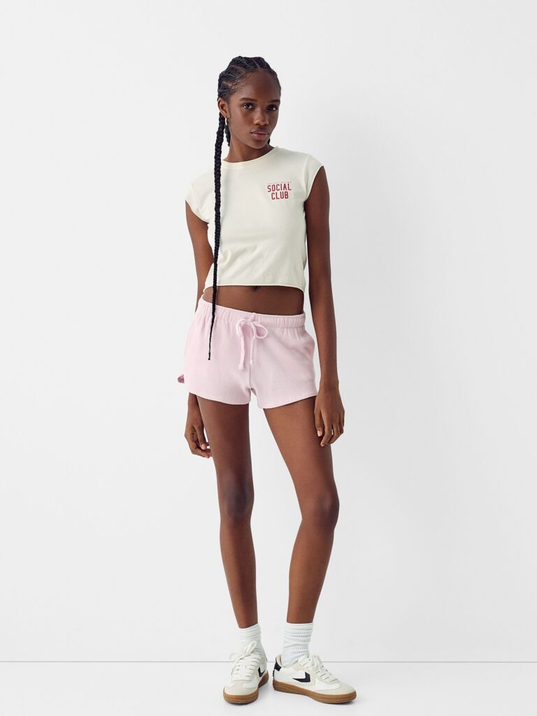 Cumpăra Bershka Pantaloni  roz pastel