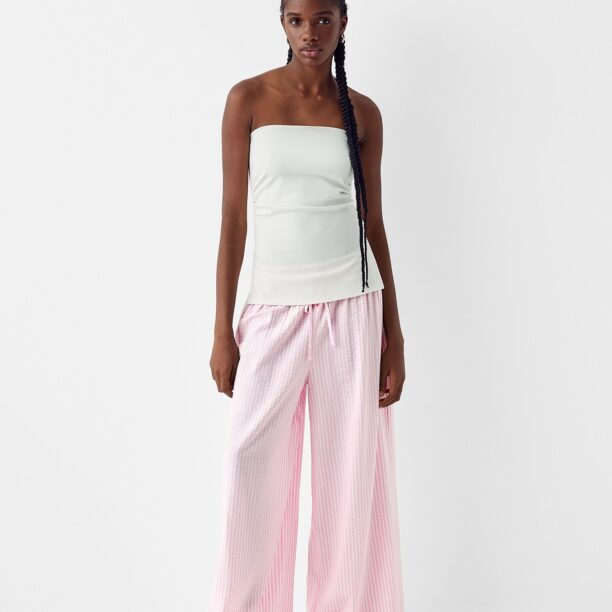 Cumpăra Bershka Pantaloni  roz pitaya / roz pastel