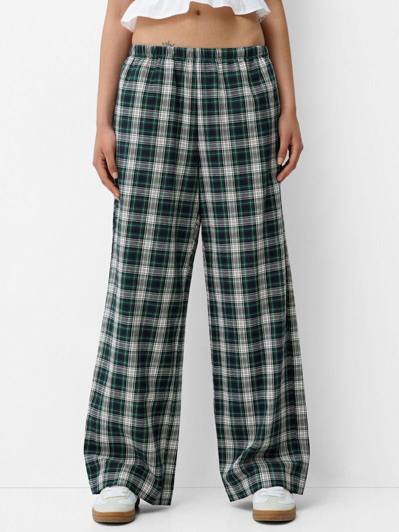 Bershka Pantaloni  verde jad / negru / alb