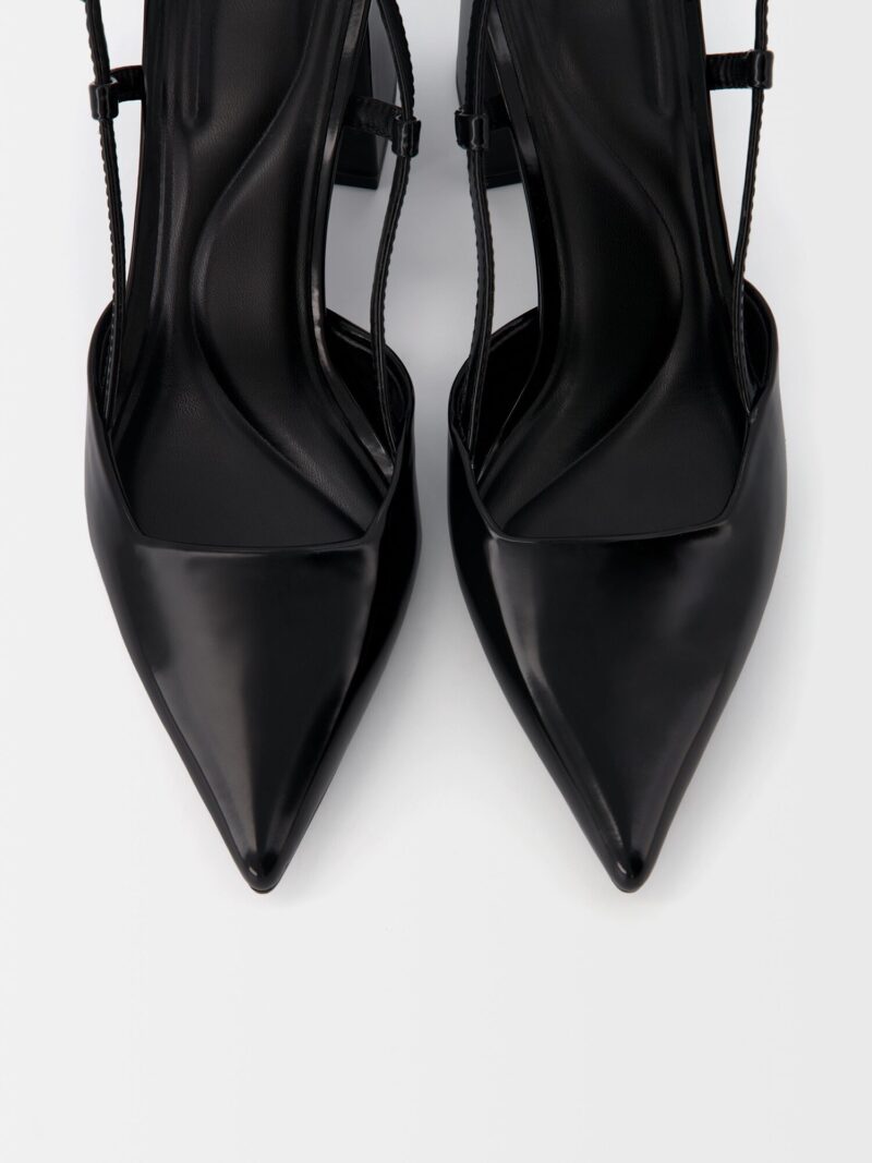 Bershka Pumps  negru preţ