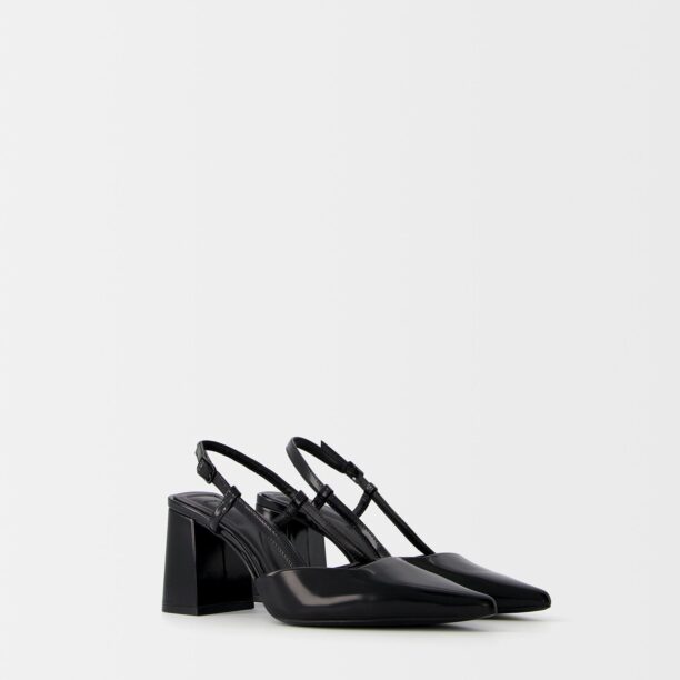 Preţ Bershka Pumps  negru