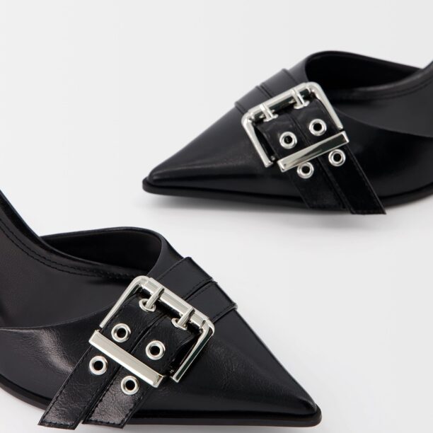 Bershka Pumps  negru / argintiu preţ