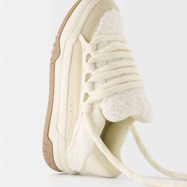 Bershka Sneaker low  bej / bej deschis preţ