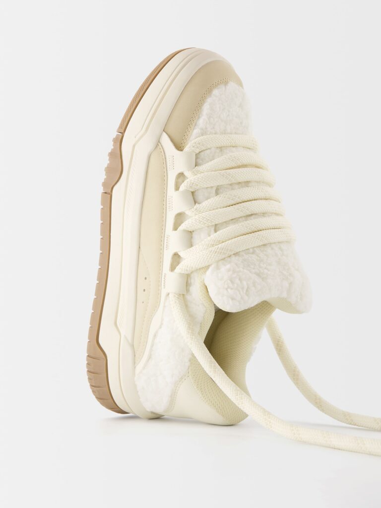 Bershka Sneaker low  bej / bej deschis preţ