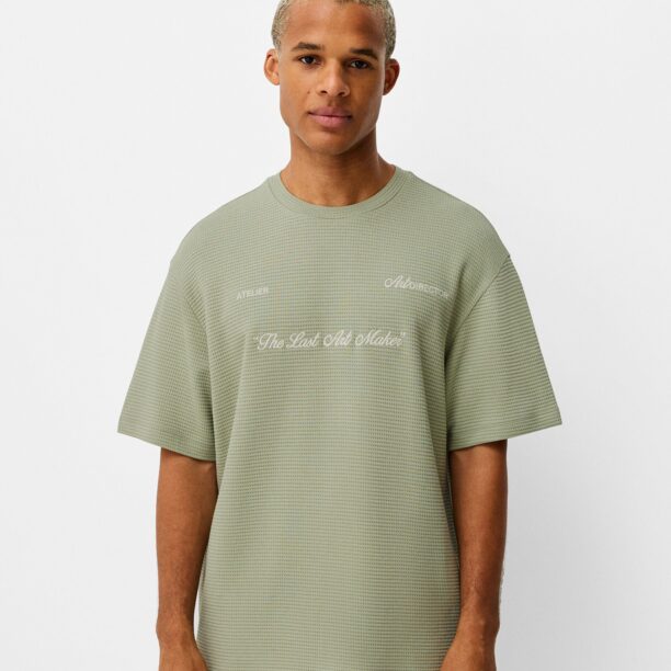 Bershka Tricou  alb kitt / verde pastel