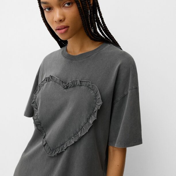 Preţ Bershka Tricou  gri grafit