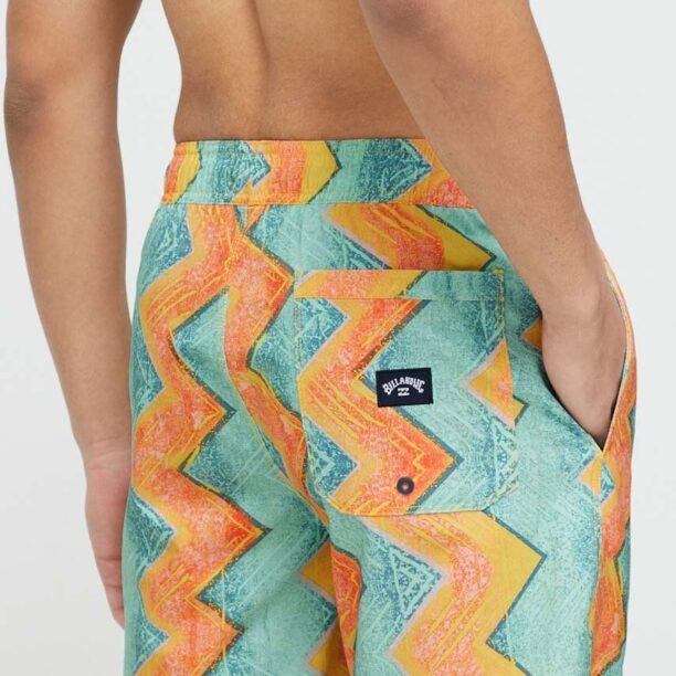 Billabong pantaloni scurti de baie culoarea verde preţ