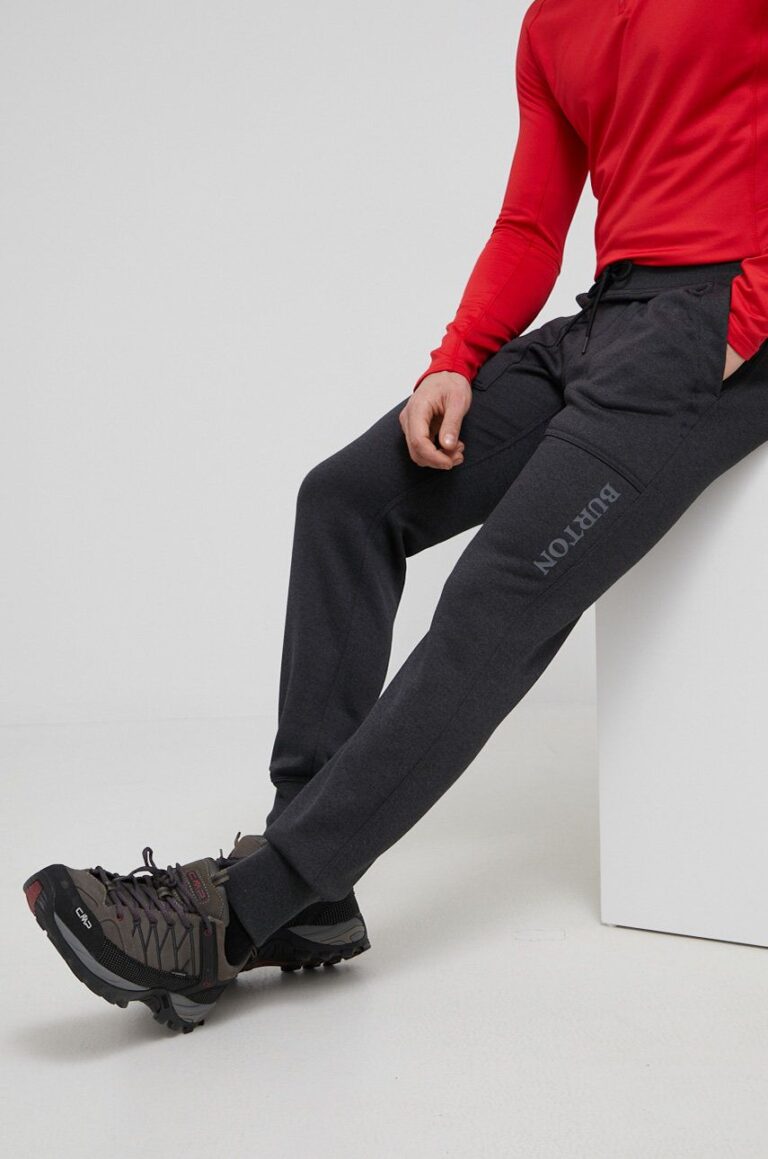 Burton pantaloni barbati