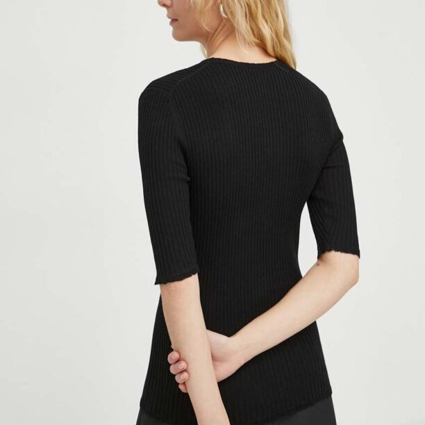 By Malene Birger tricou de lana culoarea negru preţ