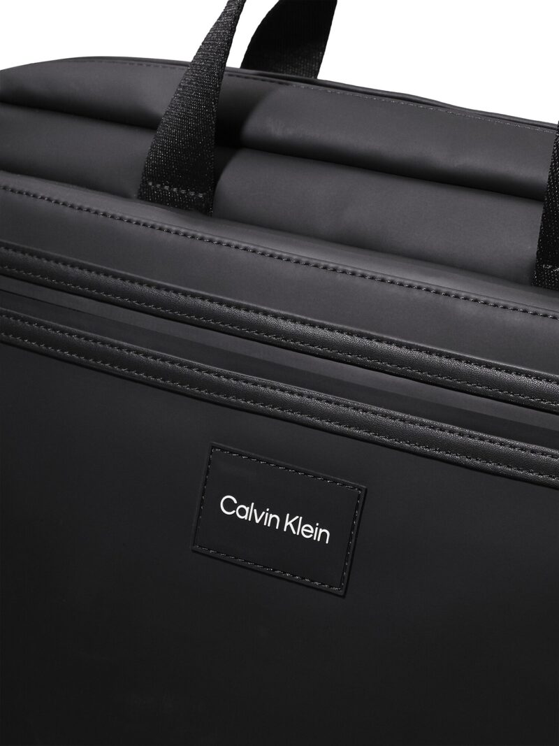 Calvin Klein Geantă laptop 'Essential'  negru preţ