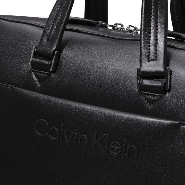 Calvin Klein Geantă laptop  negru preţ