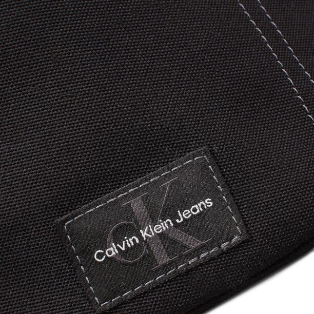 Calvin Klein Jeans Borsetă 'ESSENTIALS'  negru / alb murdar preţ