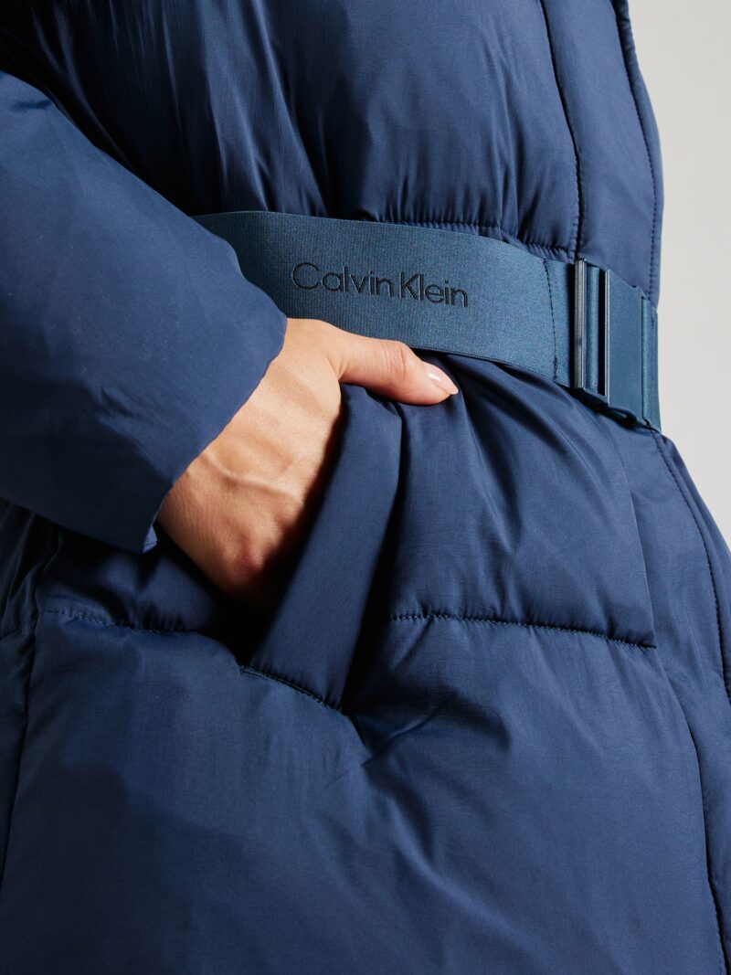 Preţ Calvin Klein Jeans Geacă de iarnă  albastru marin