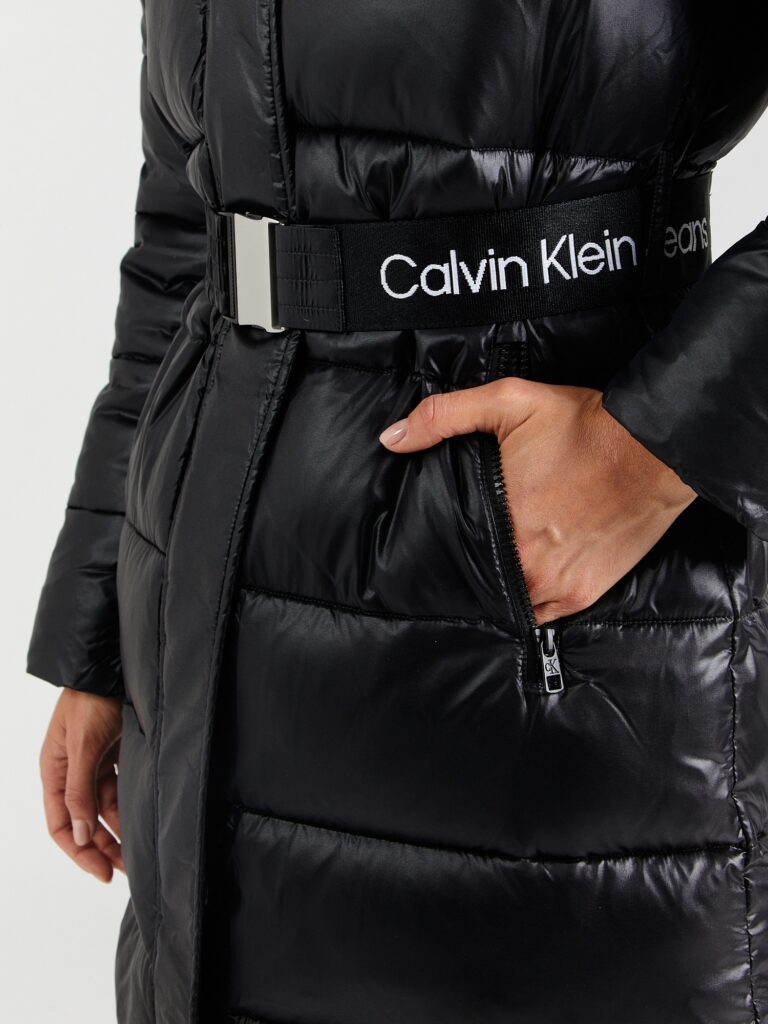 Preţ Calvin Klein Jeans Palton de iarnă  negru