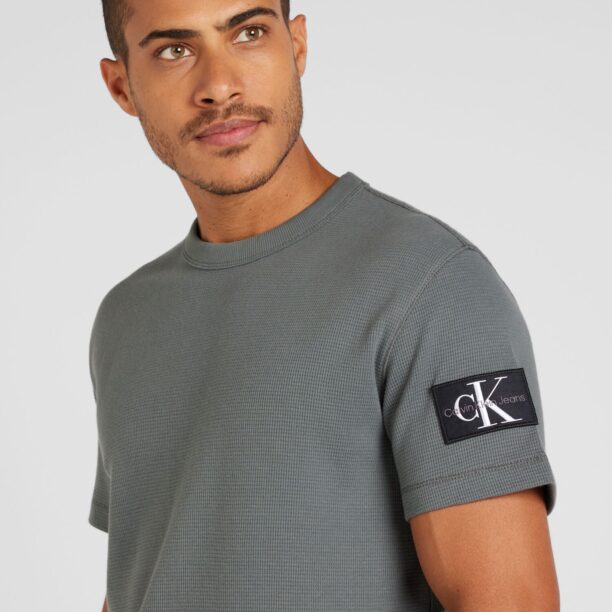 Calvin Klein Jeans Tricou  gri / gri bazalt / negru / alb preţ