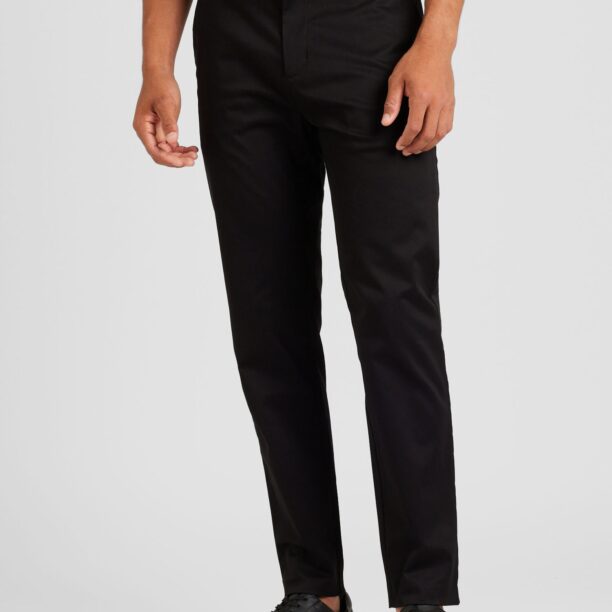 Preţ Calvin Klein Pantaloni  negru