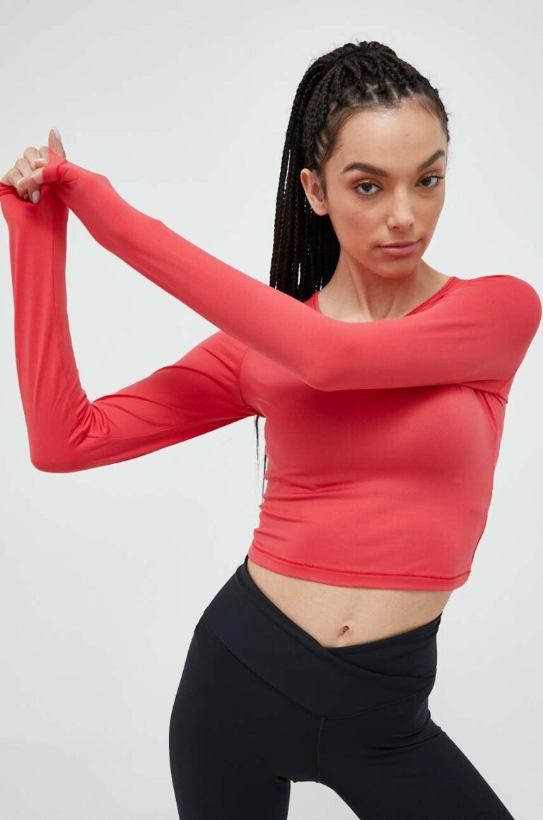 Casall longsleeve de yoga culoarea rosu preţ