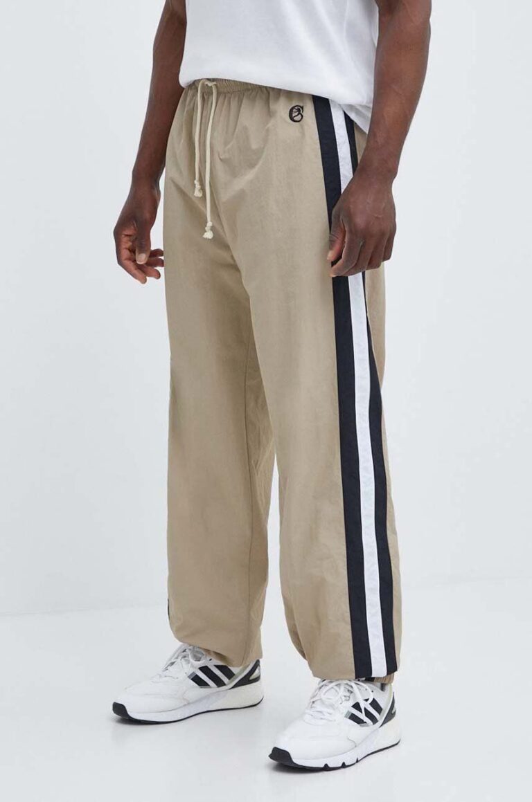 Champion pantaloni de trening culoarea maro