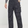 Colourwear pantaloni Mountain Cargo culoarea negru