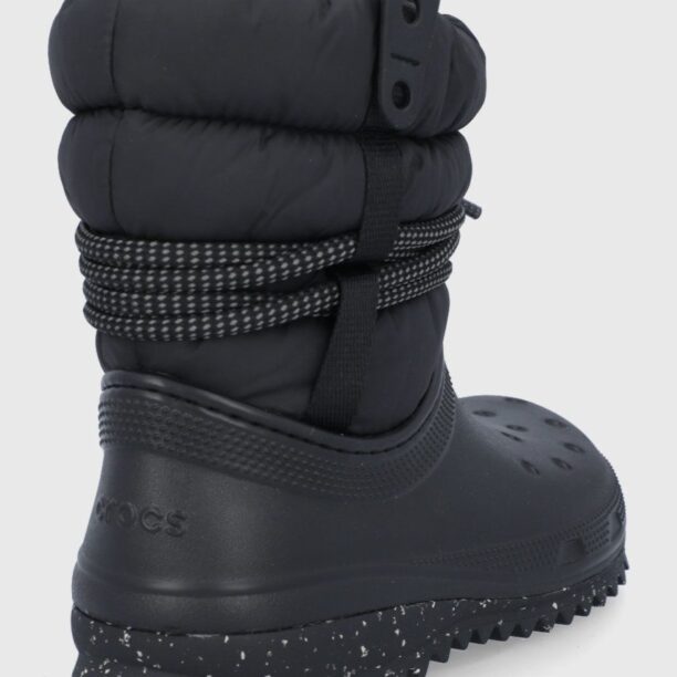 Crocs cizme de iarnă culoarea negru PUFF.LUXE.BOOT.W.207312-BLACK preţ