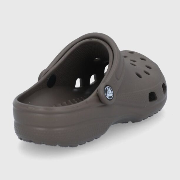 Crocs papuci Classic culoarea maro 207431 preţ