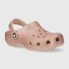 Crocs slapi copii CLASSIC GLITTER CLOG culoarea roz