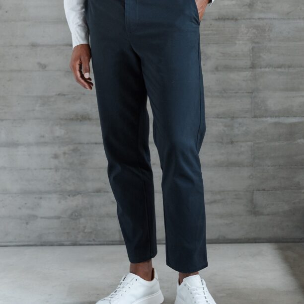 DAN FOX APPAREL Pantaloni eleganți 'Essential'  bleumarin