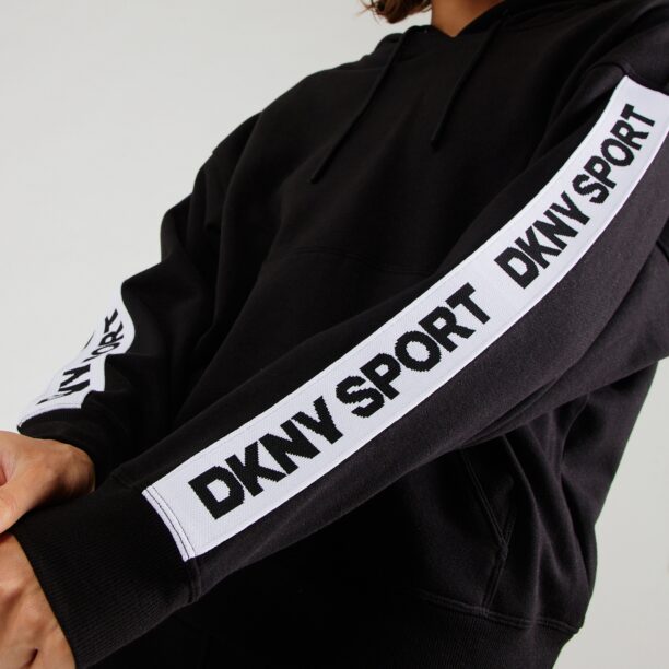 Preţ DKNY Performance Hanorac sport  negru / alb