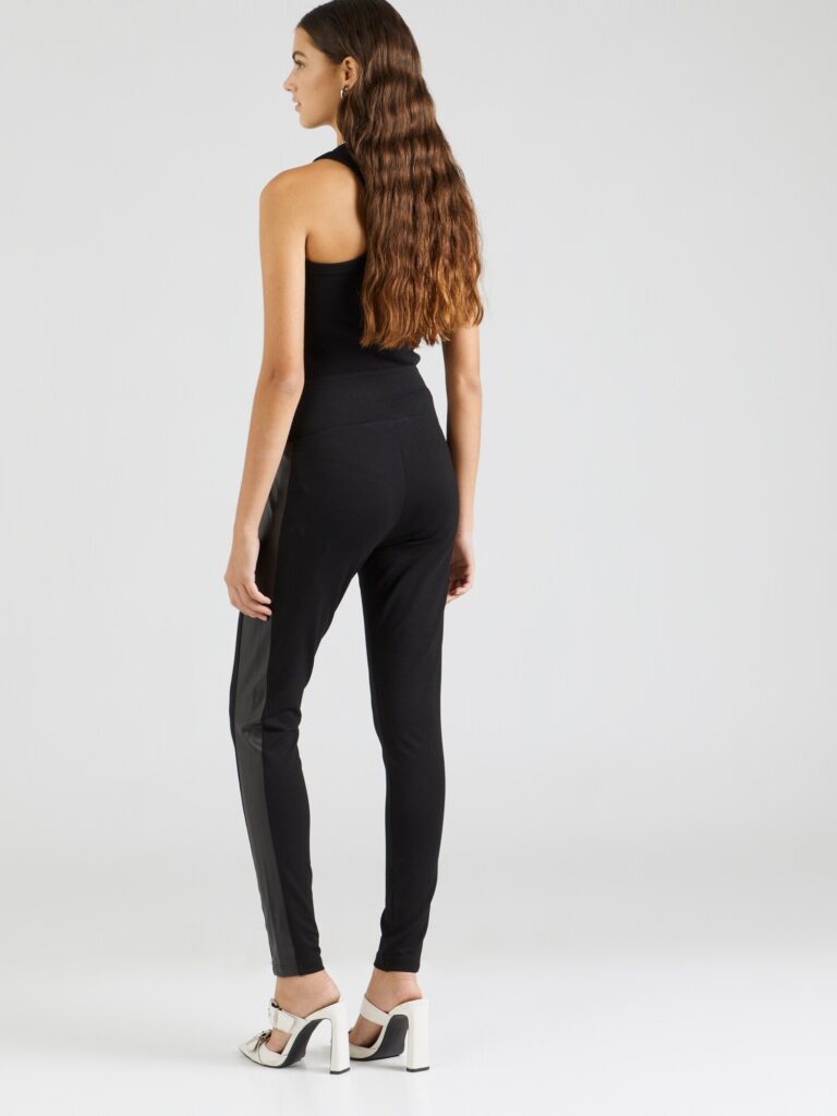 EA7 Emporio Armani Leggings  negru preţ