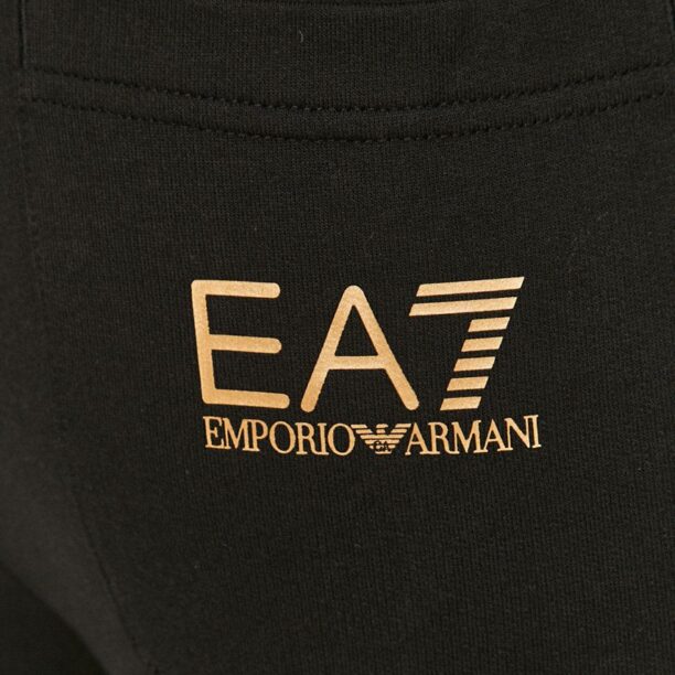 EA7 Emporio Armani - Pantaloni preţ