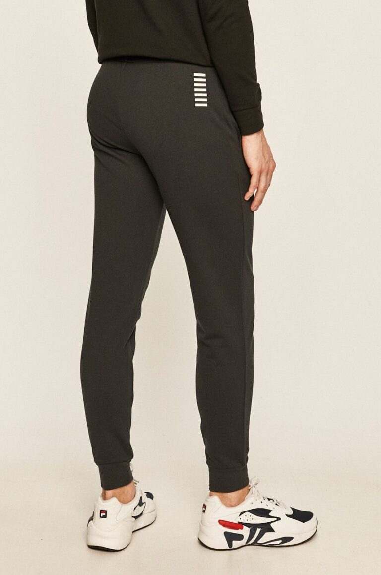 EA7 Emporio Armani - Pantaloni preţ