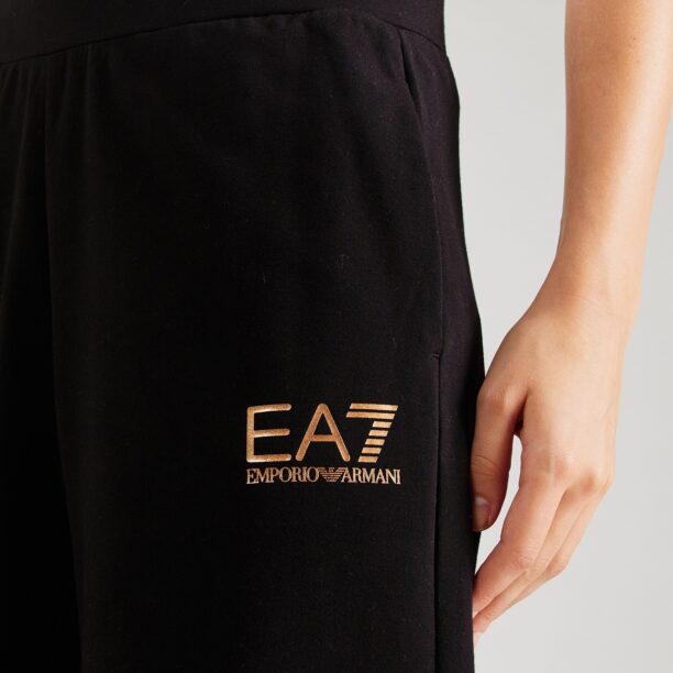 Preţ EA7 Emporio Armani Pantaloni  auriu / negru