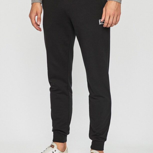 EA7 Emporio Armani Pantaloni bărbați