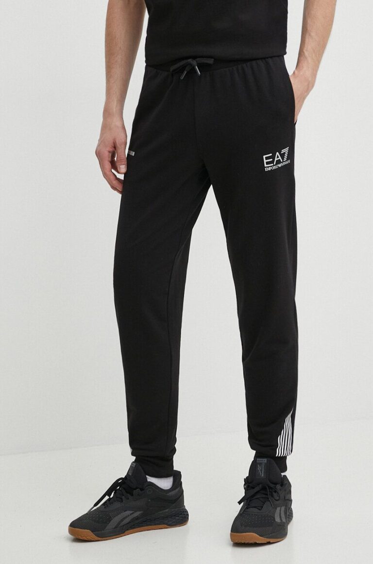 EA7 Emporio Armani pantaloni de trening culoarea negru