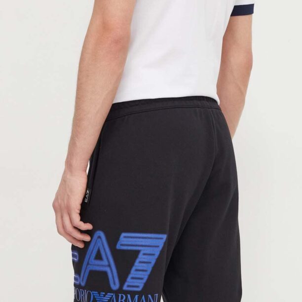 EA7 Emporio Armani pantaloni scurti din bumbac culoarea negru preţ