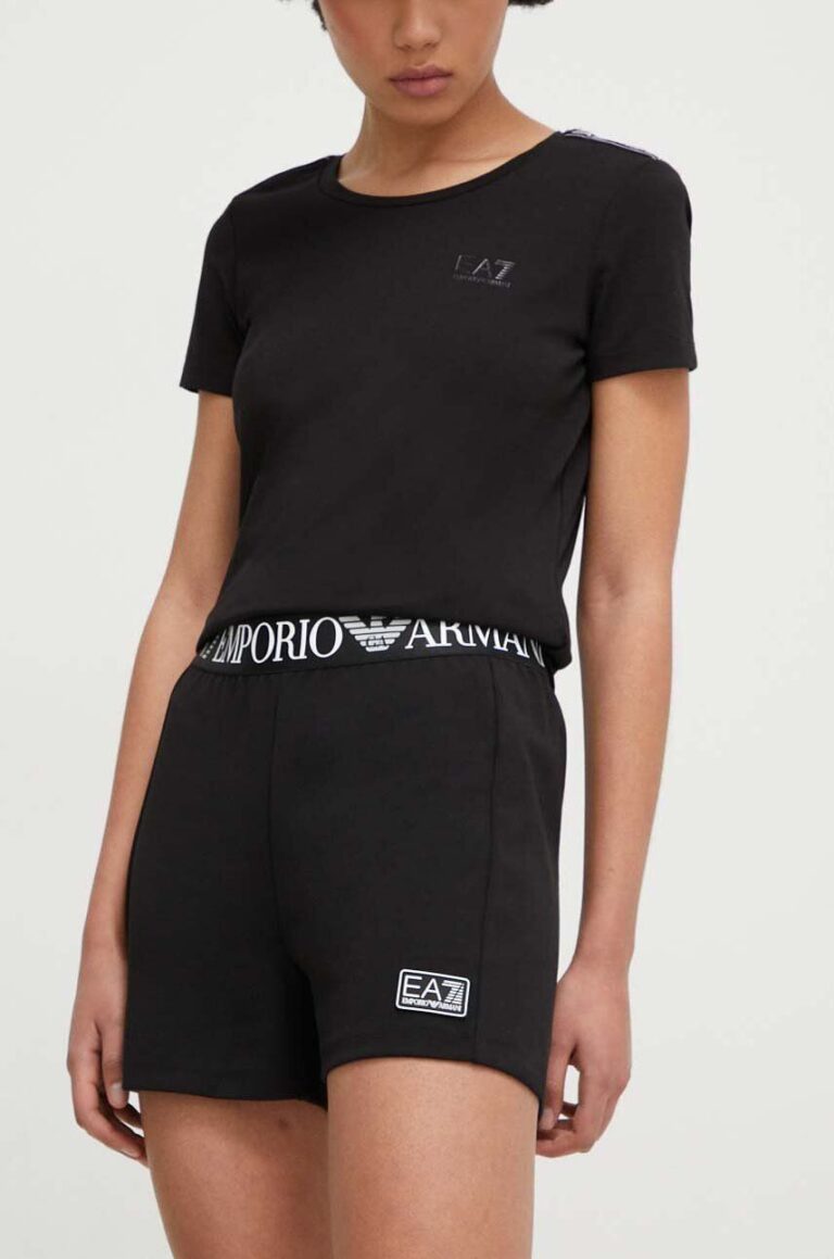 EA7 Emporio Armani pantaloni scurti femei