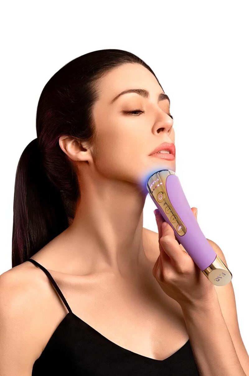 FOREO aparat pentru tratament anti-aging FAQ™ 101 preţ