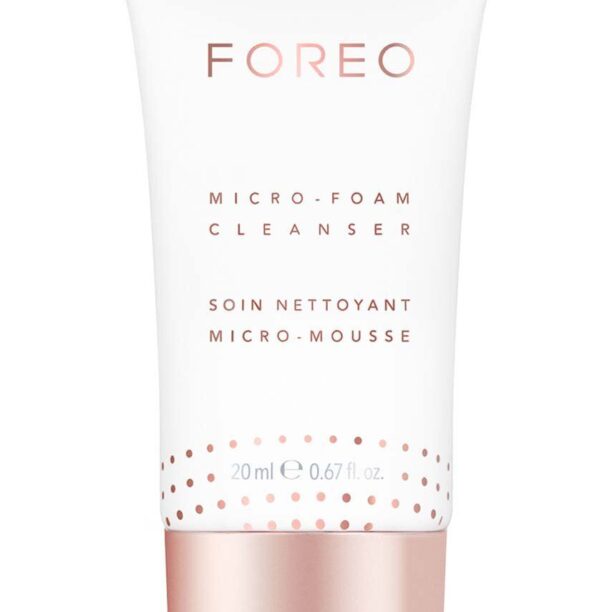 FOREO spumă hrănitoare de curățare a feței LUNA Micro-Foam Cleanser 2.0