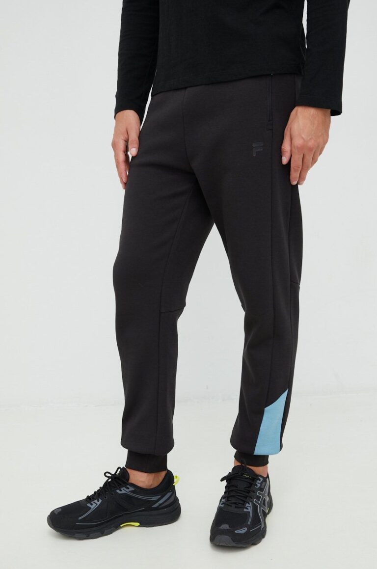 Fila pantaloni de trening barbati