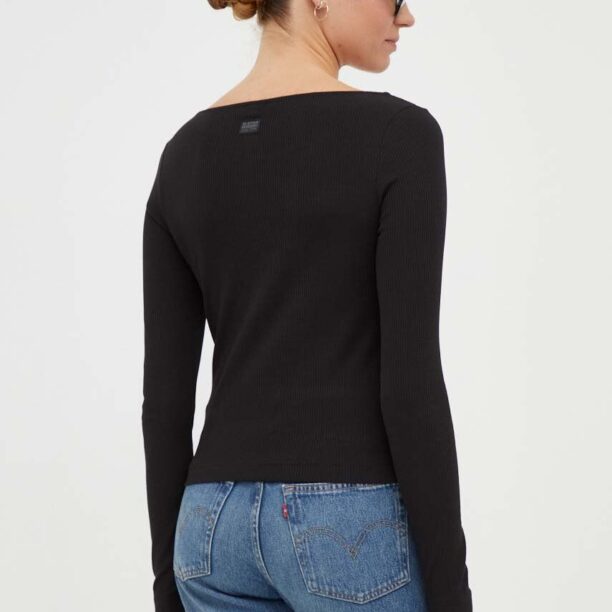 culoarea negru