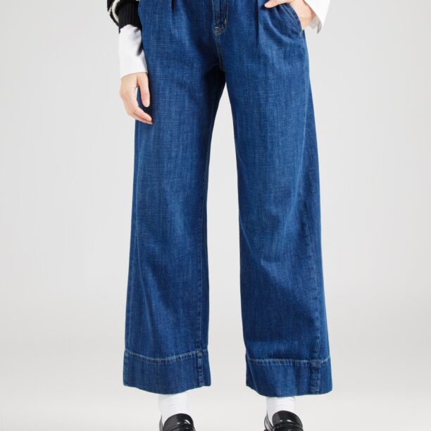 GAP Pantaloni cu cute  albastru denim